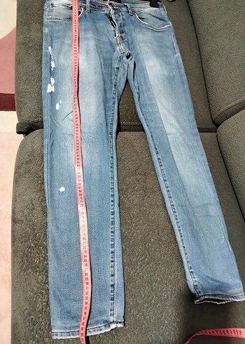 32 Beden Düğmeli Mavi Rahat Kesim Denim Jean