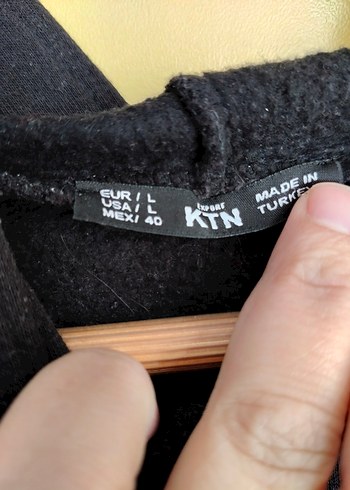 NASA Baskılı Siyah Crop Sweatshirt - Görsel 6