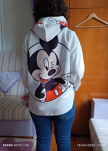 H&M Mickey mouse Sweatshirt XL, 2xl 