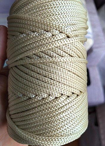 Makrome polyester ip XL 200gr