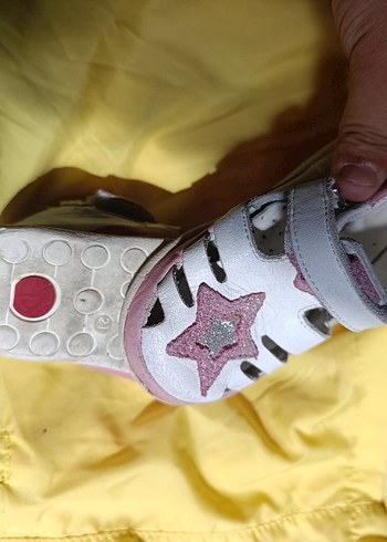 Gezer Kız Bebek İlk Adım Pembe Cırtlı Ayakkabı sandalet