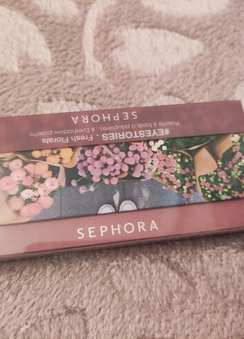 Sephora eyestories fresh florals palette 