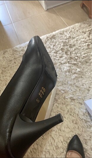 Diğer Stiletto