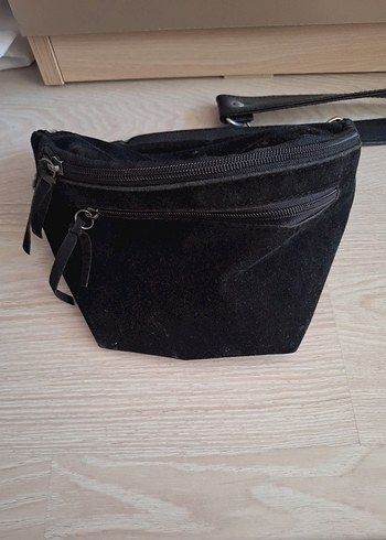 Diger Siyah Kemerli Minimalist Çapraz Çanta