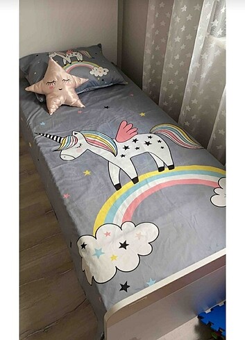 Unicorn Yatak Örtüsü 