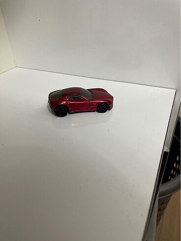  Beden Hot wheels Alfa Romeo