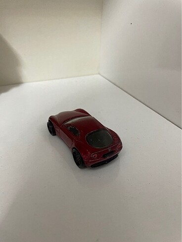  Beden Renk Hot wheels Alfa Romeo