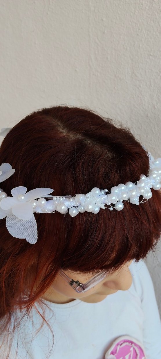 Beyaz Boncuklu Bohem Kelebekli Saç Aksesuarı - Görsel 4