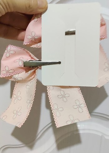 Pembe Çiçekli Fiyonk Toka - Görsel 3