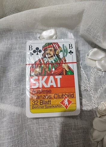 VİNTAGE 32 OYUN KARTİ 