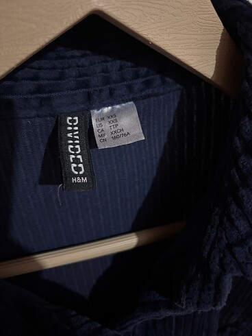 H&M Kadife gomlek