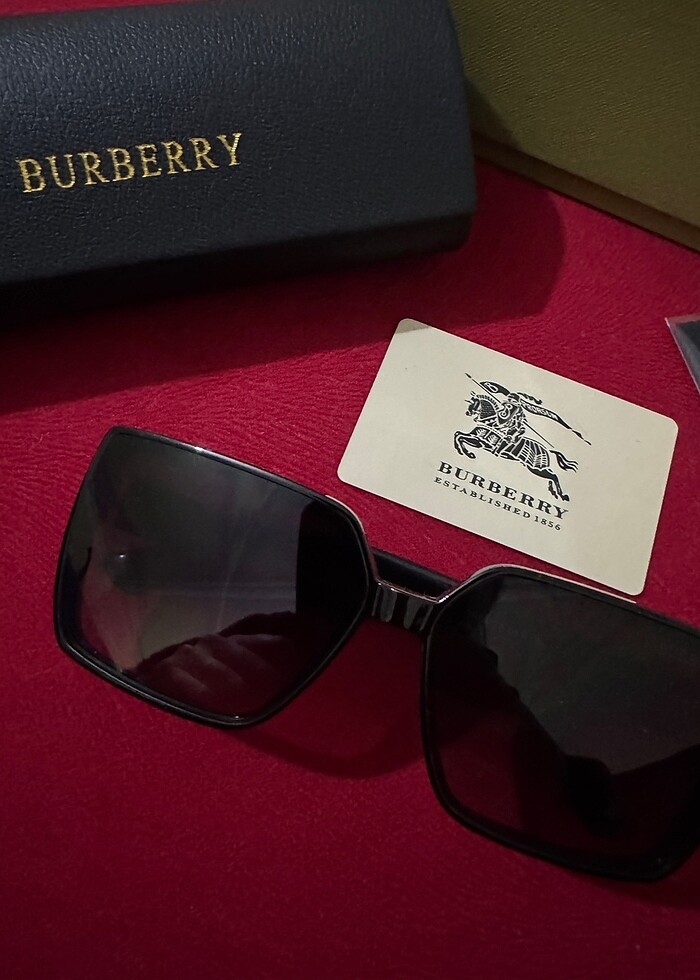 Burberry Güneş Gözlüğü - Görsel 2
