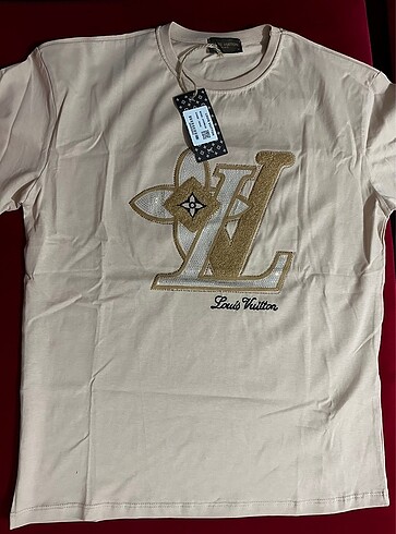 m Beden ten rengi Renk Louis Vuitton tişört