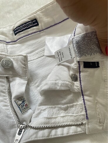 28 Beden beyaz Renk Tommy hilfiger Pantolon