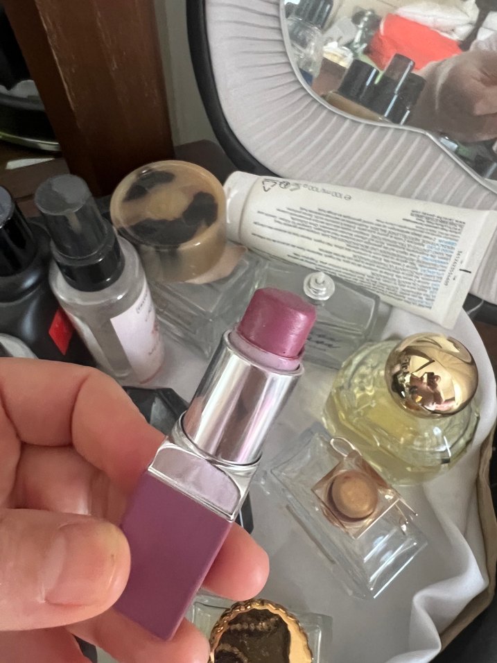 Clinique Pop Parlak Mor Ruj - Görsel 2