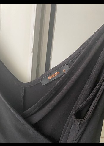 Siyah V Yakalı Uzun Askılı GUSTO Elbise - Görsel 3