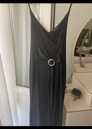 Siyah V Yakalı Uzun Askılı GUSTO Elbise - Görsel 5