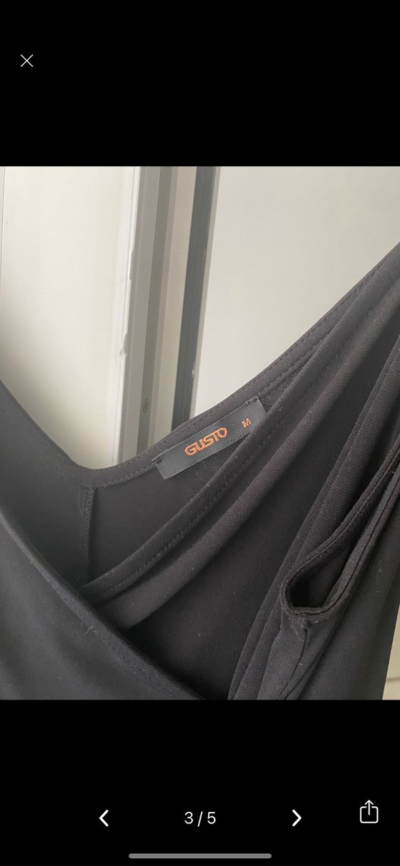 Siyah V Yakalı Uzun Askılı GUSTO Elbise - Görsel 3