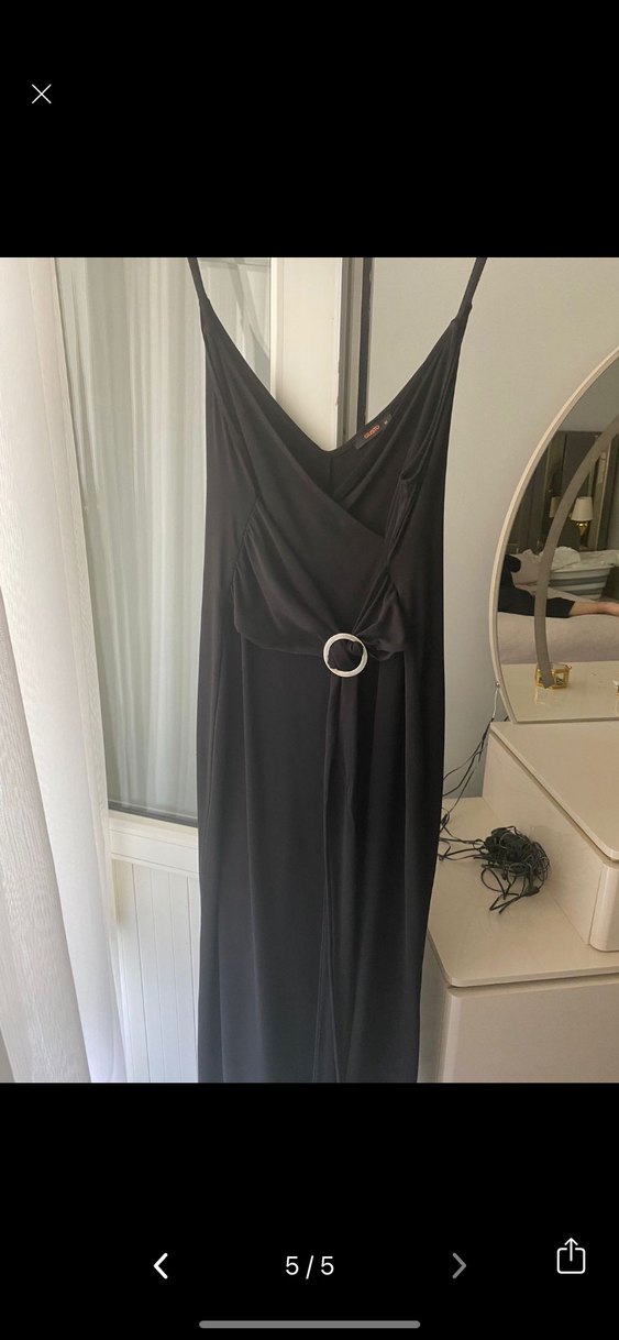 Siyah V Yakalı Uzun Askılı GUSTO Elbise - Görsel 5