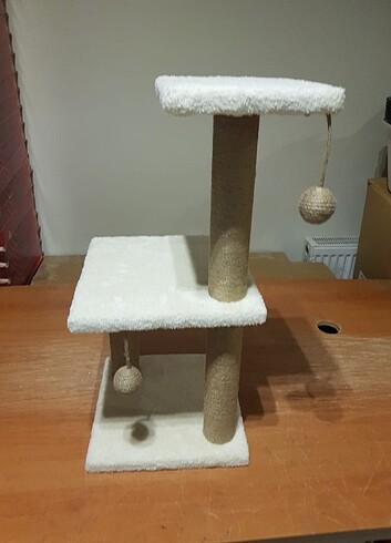 2 Katlı Kedi Tırmalama Tahtasi 68 cm 