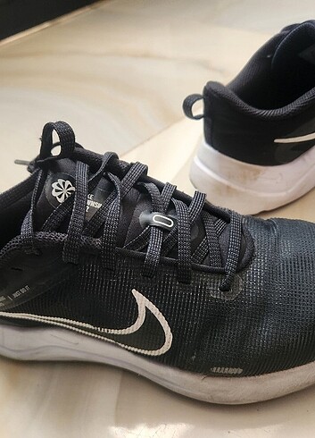 37,5 Beden siyah Renk Nike spor ayakkabı 