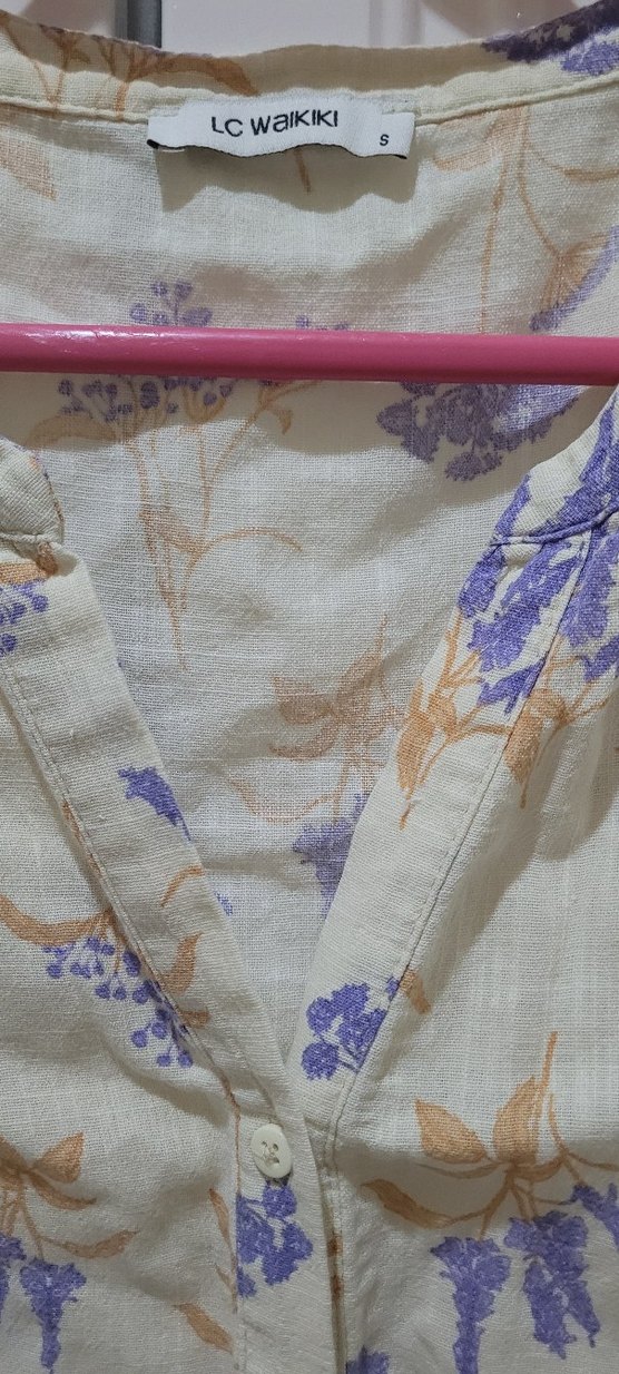 Bej Çiçek Desenli Kolsuz Keten Gömlek - Görsel 2