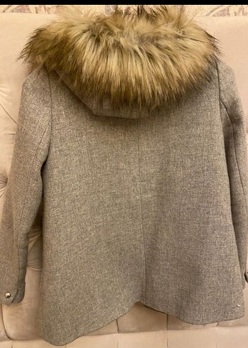 ZARA Kürk Detaylı Gri Kadın Kaban - Görsel 2