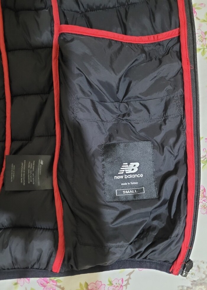 NEW BALANCE KADIN ŞİŞME YELEK - Görsel 3