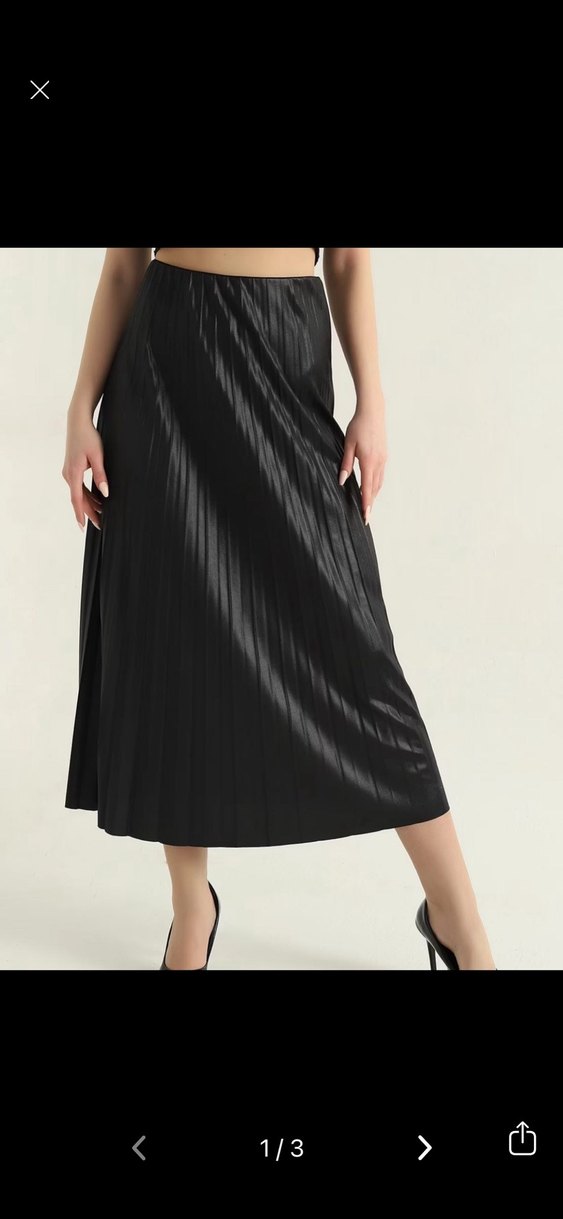 Parlak Siyah Deri Pileli Uzun Etek - Görsel 2