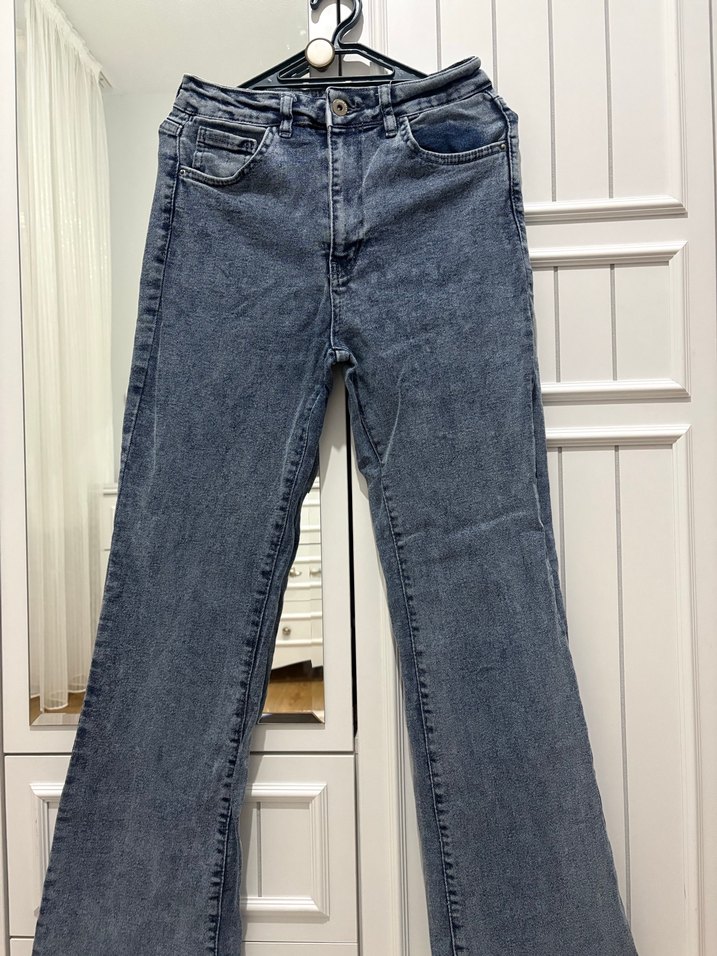 Gri Mavi Denim Kadın Midi Boy Jean - Görsel 3