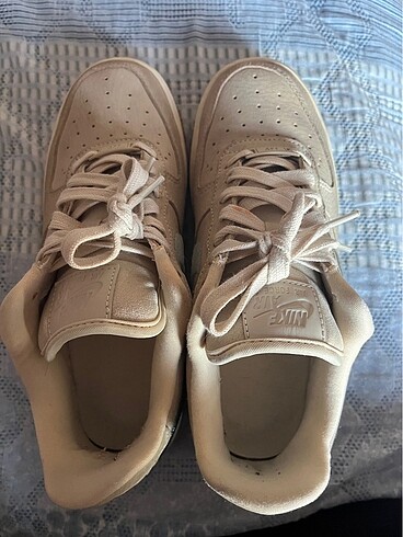 38 Beden ten rengi Renk Nike air force