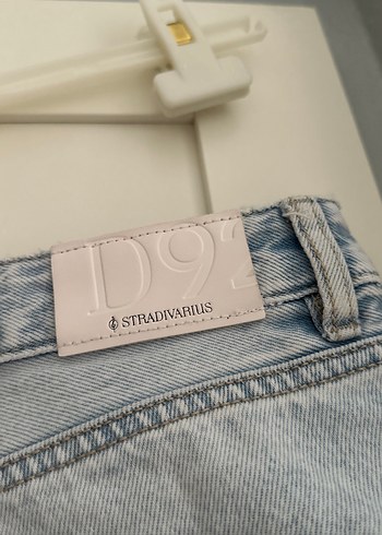 38 Beden mavi Renk Stradivarius D92 Buz Mavi Kadın Kot Pantolon