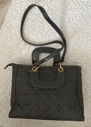 Nine West Gri Deri Tokalı Kadın Çanta