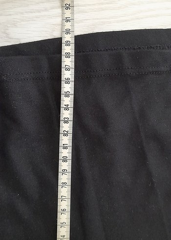 Boncuk İşlemeli Siyah Uzun Kollu V Yaka Elbise - Görsel 4