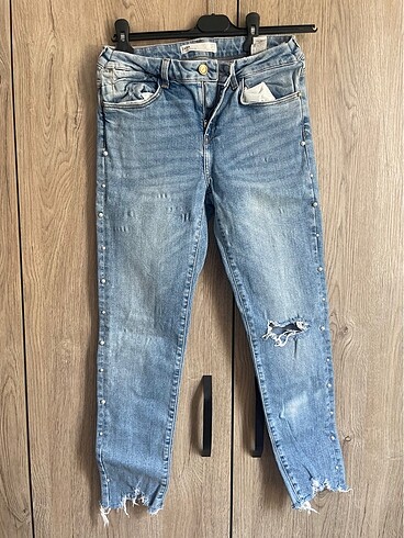 Zara inci detaylı jean