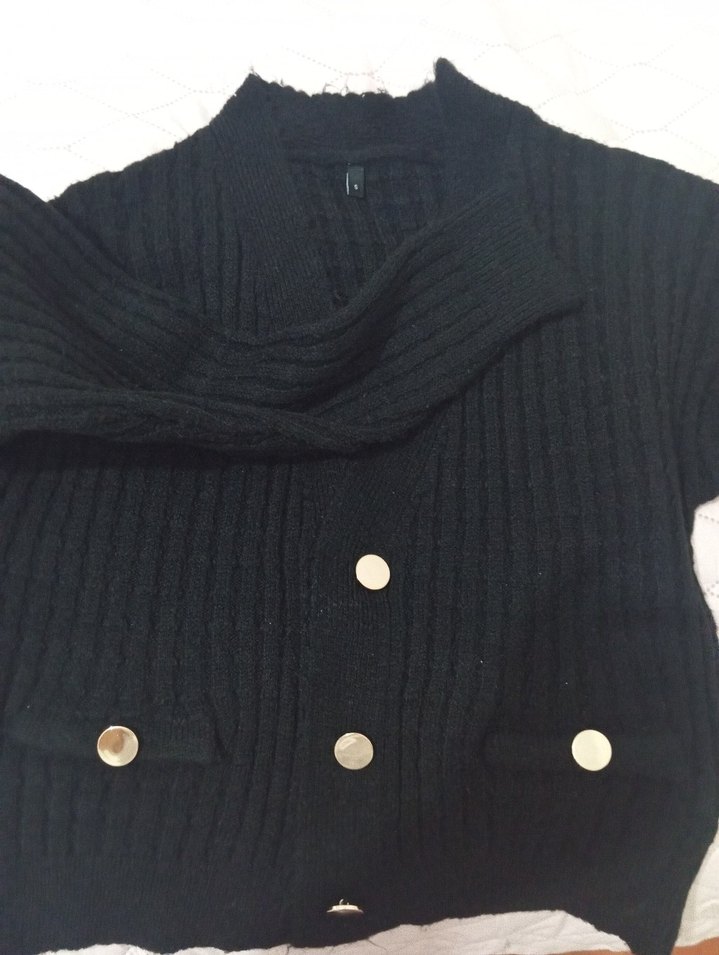 Düğmeli Siyah Kısa Triko Kadın Kazak - Görsel 2