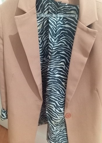 Düğmeli Kahverengi Zebra Desenli Kadın Blazer - Görsel 4