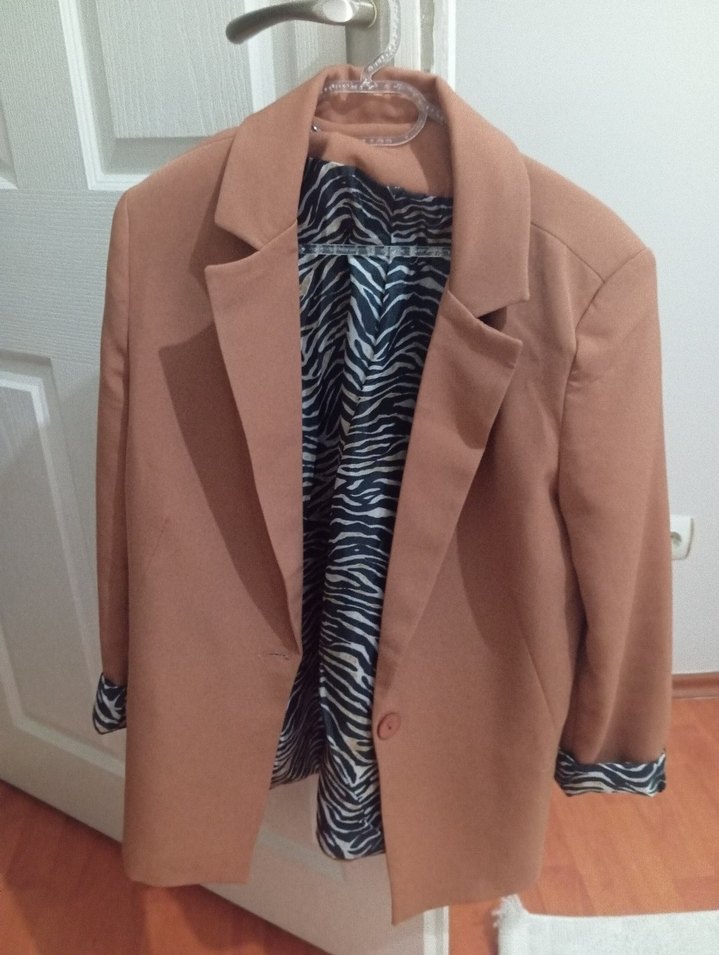 Düğmeli Kahverengi Zebra Desenli Kadın Blazer - Görsel 2