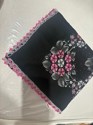  Beden Oyalı yazma tekli 200 tl