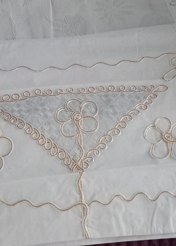 Nakışlı Beyaz pike seti - Görsel 2