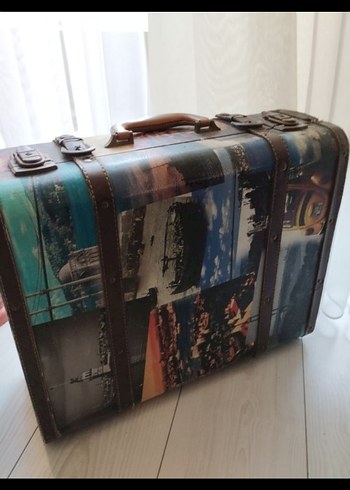  Beden Kemerli Çok Renkli Vintage Baskılı Bavul