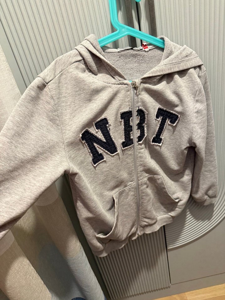 Gri Kapüşonlu Fermuarlı Erkek çocukSweatshirt - Görsel 3