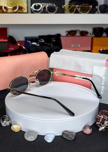 Miu Miu Gold Çerçeveli Gri Kadın Güneş Gözlüğü - Görsel 2