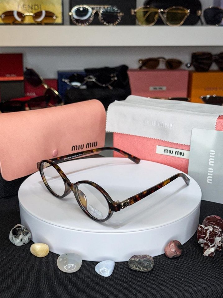 Bej Miu Miu Elastik Çerçeveli Kadın Gözlüğü - Görsel 2