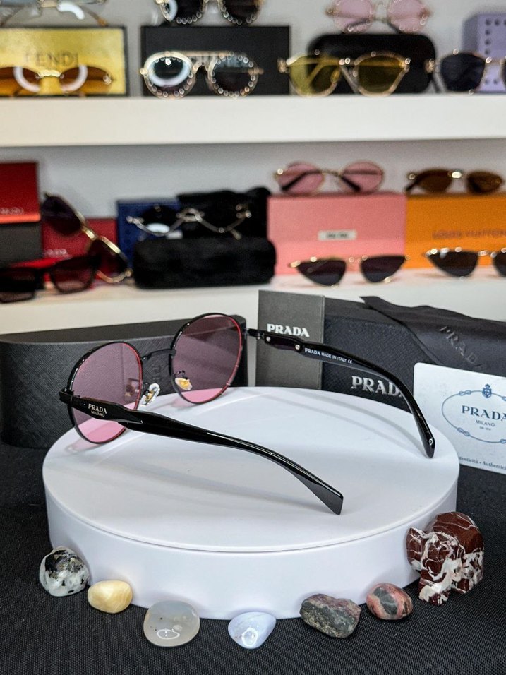 Parlak Pembe Prada Kadın Güneş Gözlüğü - Görsel 2