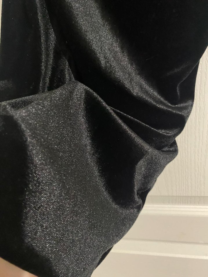 Uzun Kollu Drapeli Siyah Gotik Elbise - Görsel 4