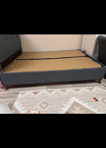 Çift kişilik yatak ve baza az kullanılmış - Görsel 5