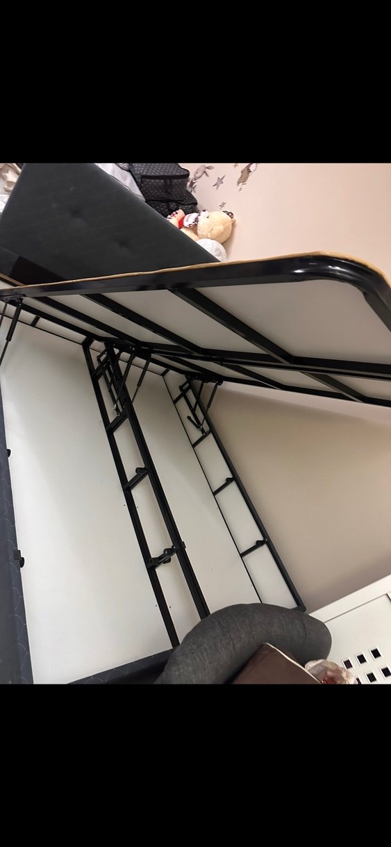 Çift kişilik yatak ve baza az kullanılmış - Görsel 4