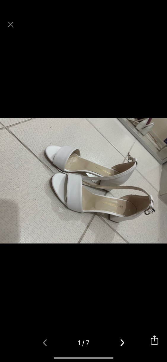 Beyaz Tokalı Kadın Topuklu Sandalet - Görsel 2