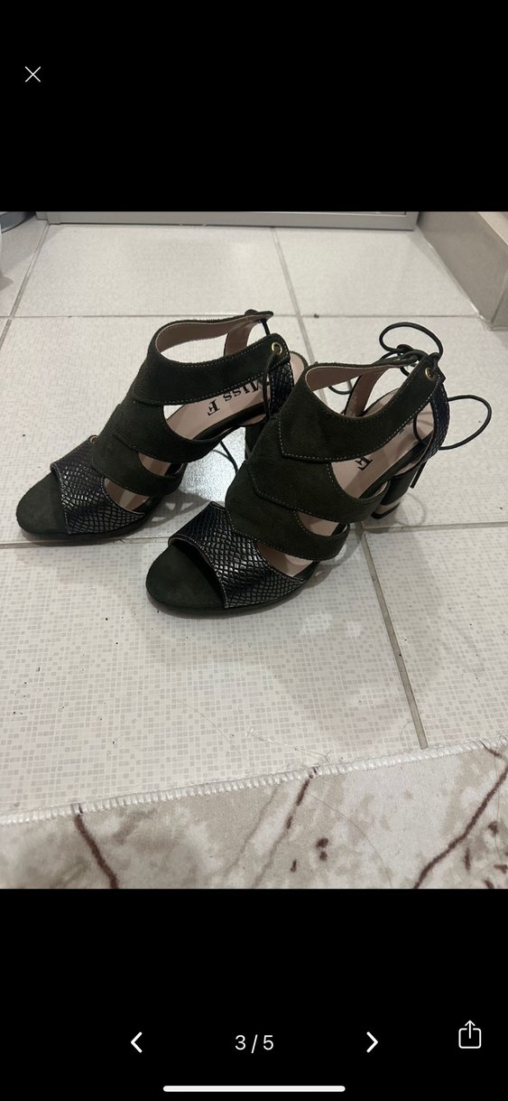 Siyah Yılan Desenli Bağcıklı Topuklu Ayakkabı - Görsel 3